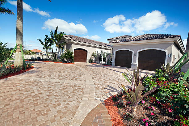 Best Commercial Driveway Pavers  in Frankston, TX